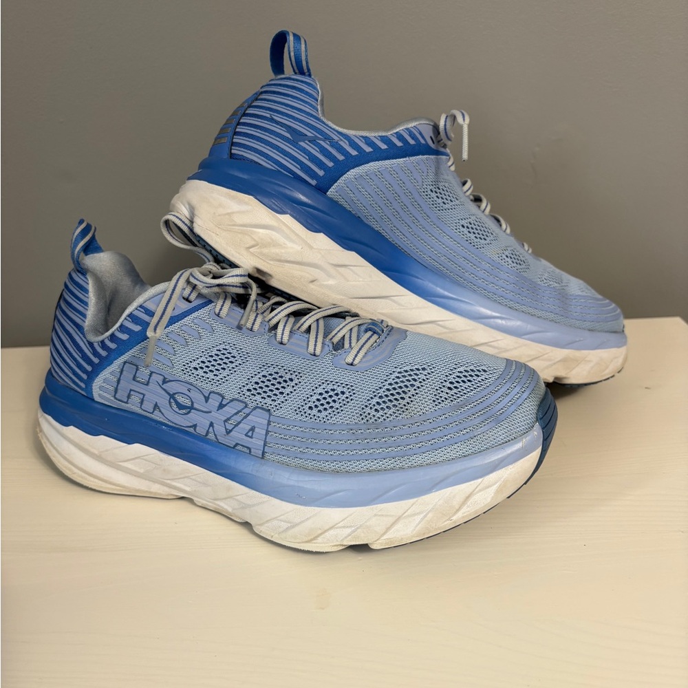 HOKA ONE ONE Bondi 6 Womens Sneakers Size 9.5 Light Blue